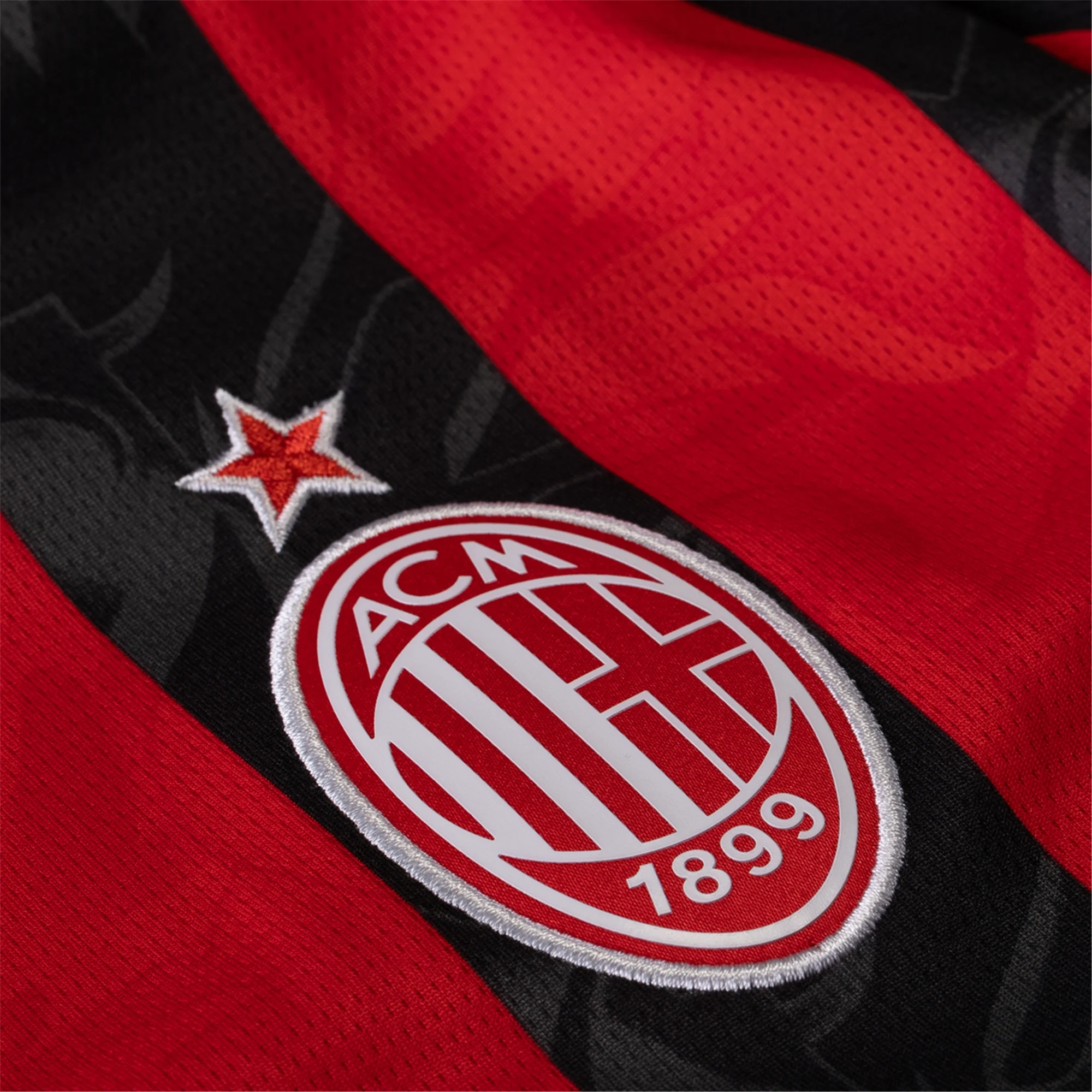Puma Gimenez Men's AC Milan Home Jersey w/ Champions League Patches 25/26 (Red/Black)